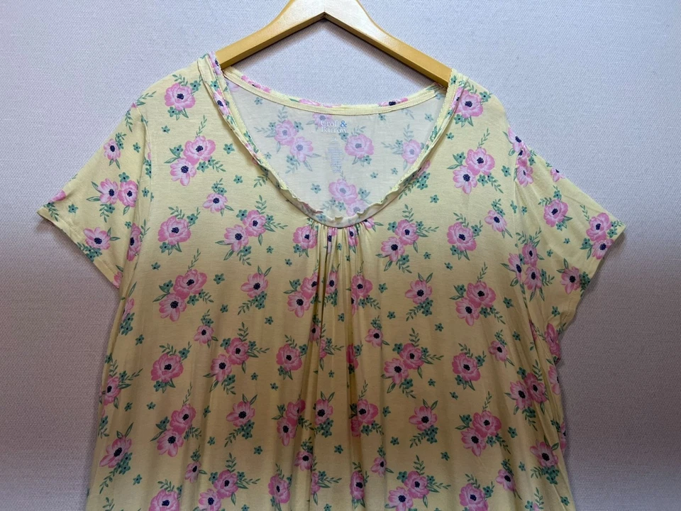 Camisón Croft & Barrow para mujer cuello en V ropa de dormir manga corta talla 2X amarillo floral Foto 4 de 4