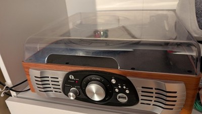 1byone Stereo Turntable, 3 Speed Belt Drive, USB, RCA/Stereo Output