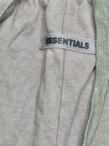 Fear of God Essentials Sweatshorts Smoke Mens Size M - Picture 3 of 9