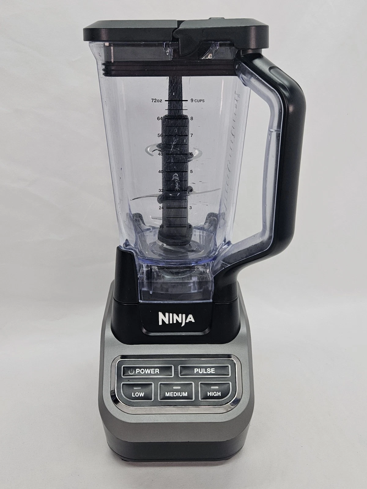 Ninja BL610 Professional 1000W Blender, 72oz, Black/Silver, Works, Tested
Opens in a new window or t