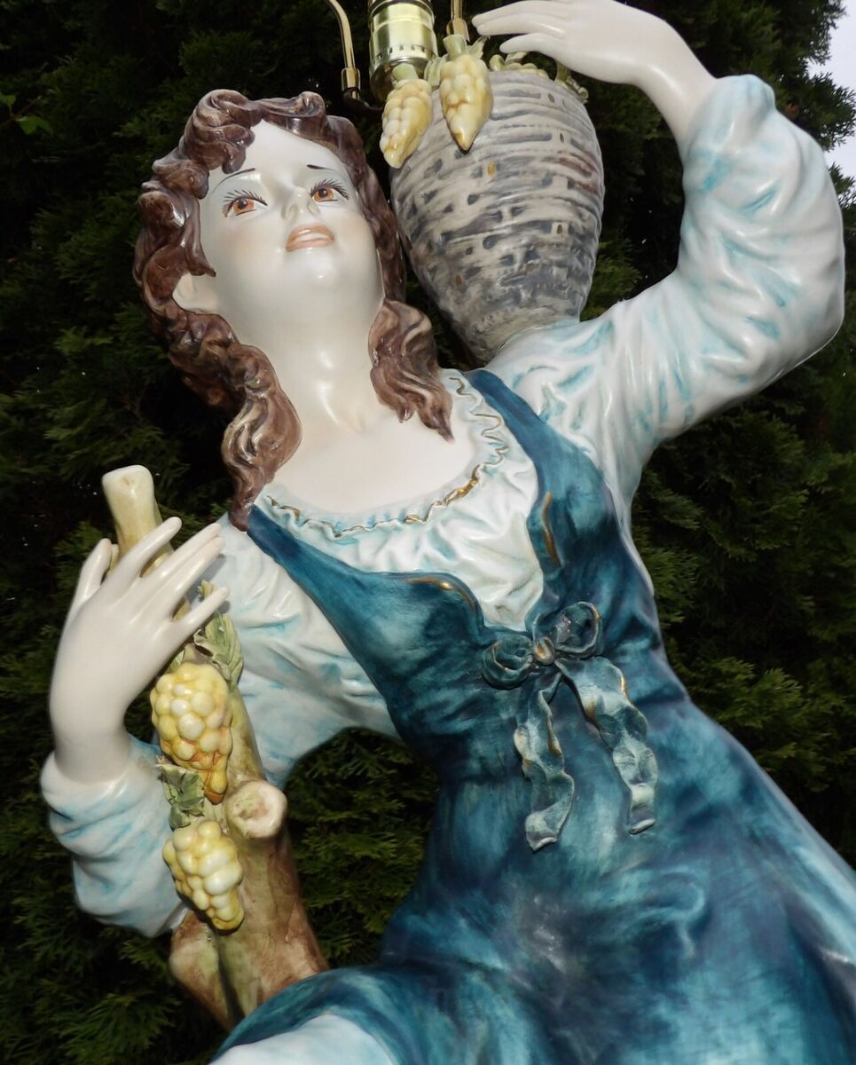 INCREDIBLE VINTAGE 1964 AZZOLIN BROTHERS CAPODIMONTE LADY INCREDIBLE VINTAGE 1964 AZZOLIN BROTHERS CAPODIMONTE LADY