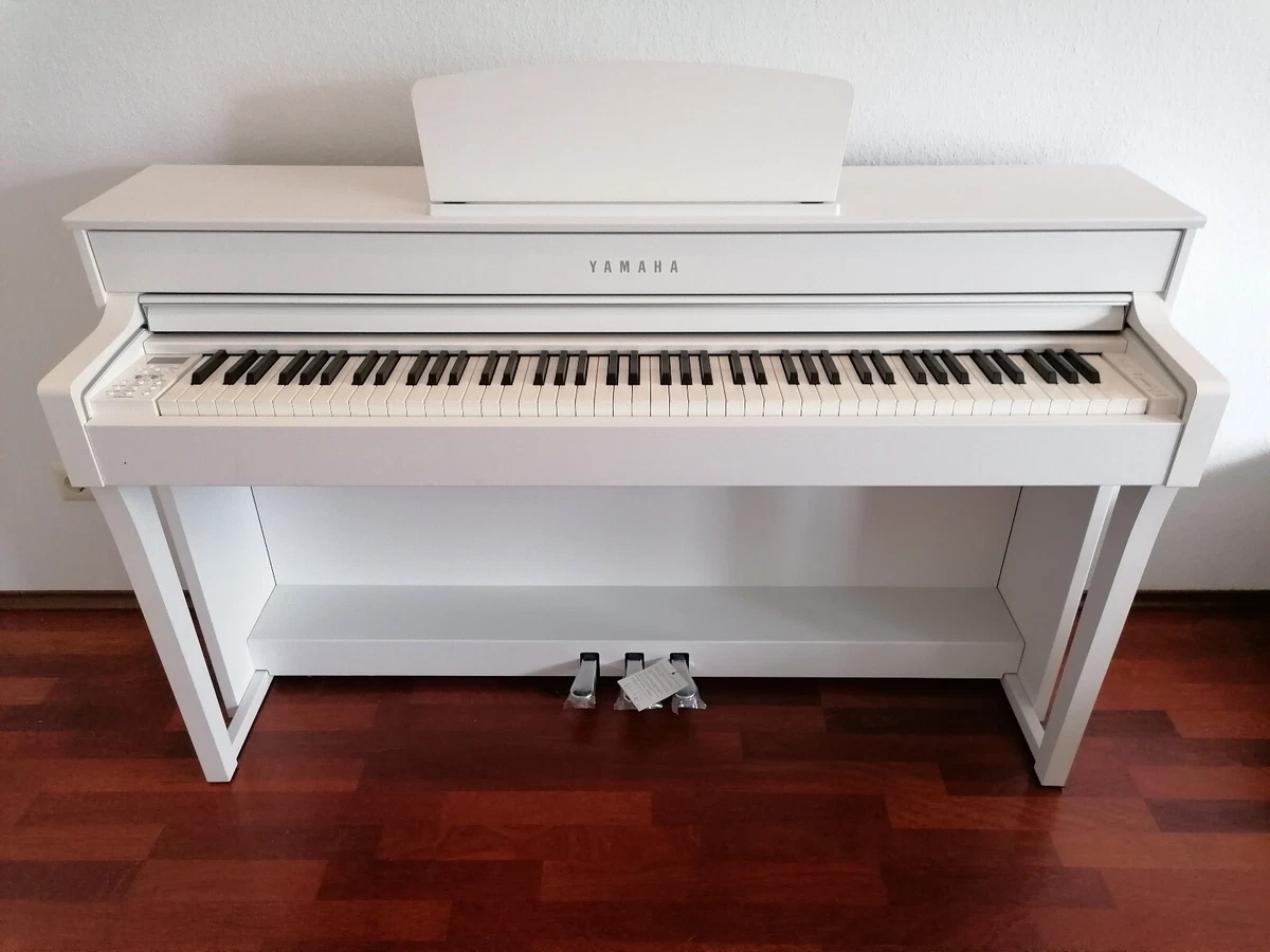E-Piano Yamaha Clavinova CLP 635 weiß matt gebraucht in sehr 