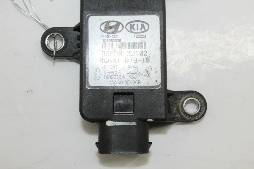 2013 Hyundai Genesis Coupe 2.0T YAW SENSOR USED OEM 95690-3J100 - Image 3 of 4