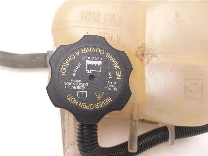 DEPÓSITO DE REFRIGERANTE PARA CADILLAC CTS 2003-2006 Foto 4 de 4