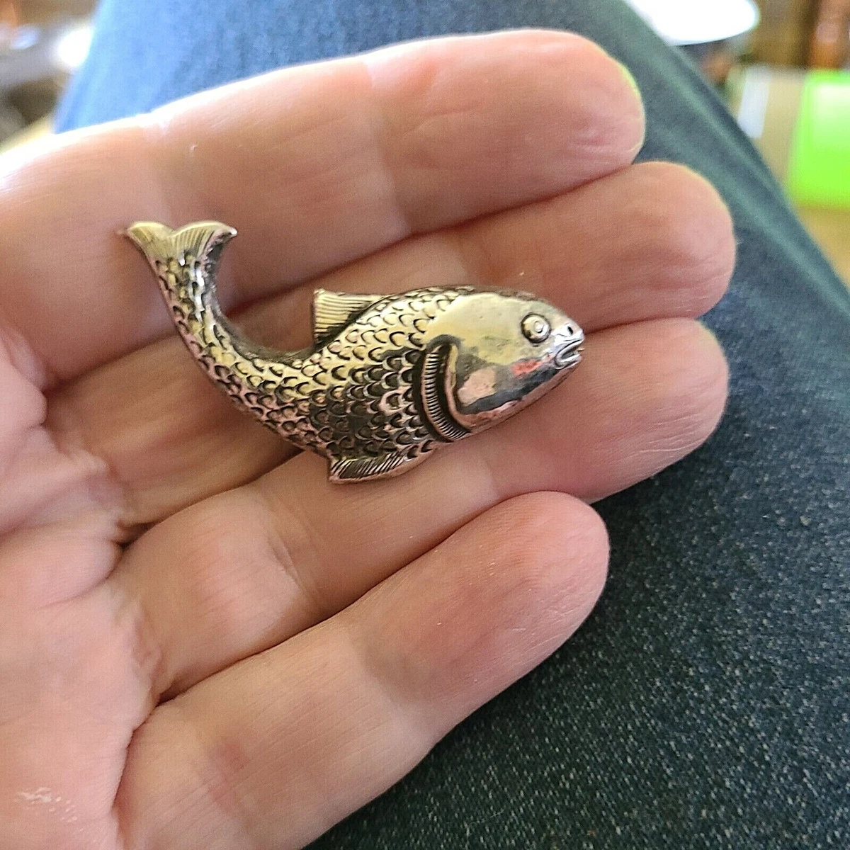Brooch fish clearance