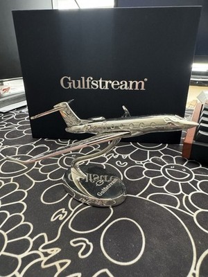 Gulfstream G300 Desktop Metal Model Airplane