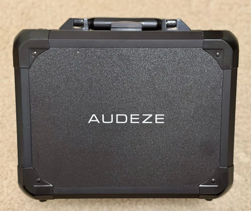 Audeze LCD-2 Classic - Audiophile Over Ear, Open Back Headphones (open-box) - Picture 3 of 9