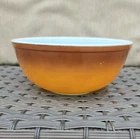 Vintage Pyrex 404 Brown Ombre 4 Quart Mixing Bowl