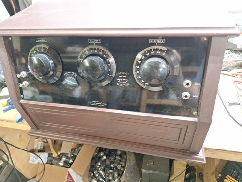 Beautiful Culver-Stearns Lloyd C Greene Concert Selector 4 Tube TRF Radio