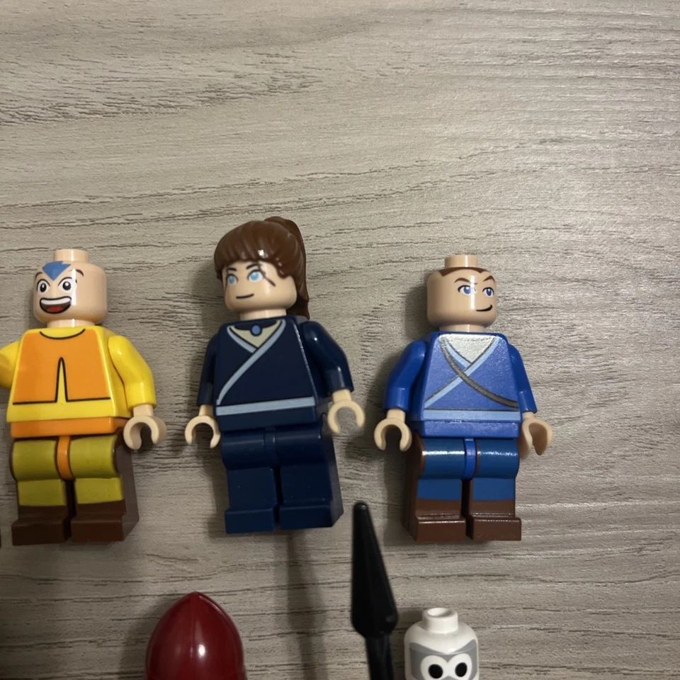 LEGO Avatar: The Last Airbender Minifigura Lote Aang, Zuko, Katara, Sokka, Momo Foto 3 de 4