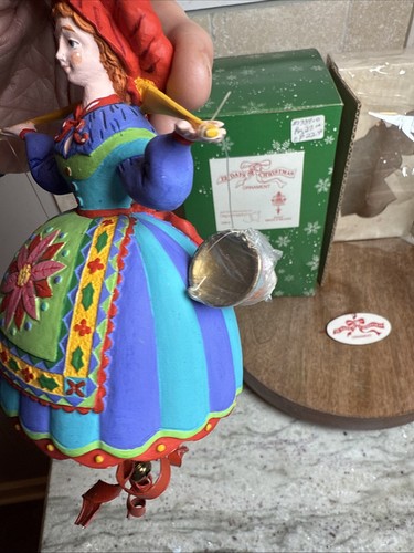 Department 56/Ornament/12 Twelve Days of Christmas/8 Eight Maids A Milking/MIB - Picture 5 of 16