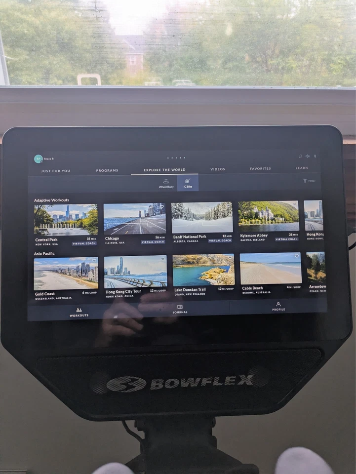 Bowflex VeloCore Internet Connected Bike with 16 Inch screen, Exercise bike - Image 3 of 4