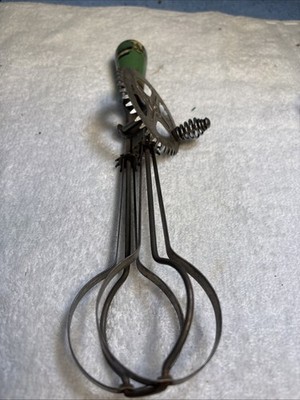 Antique A & J Green Handle Egg Beater Hand Mixer Farmhouse Antique Working