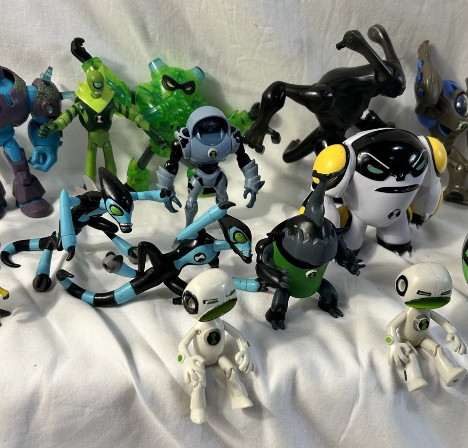 Ben 10 Cartoon Action Figures Bundle (15 action figures) Free Postage Australia - Image 4 of 4