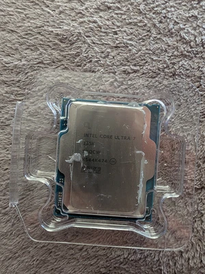 Core Ultra 7 265K listing on ebay