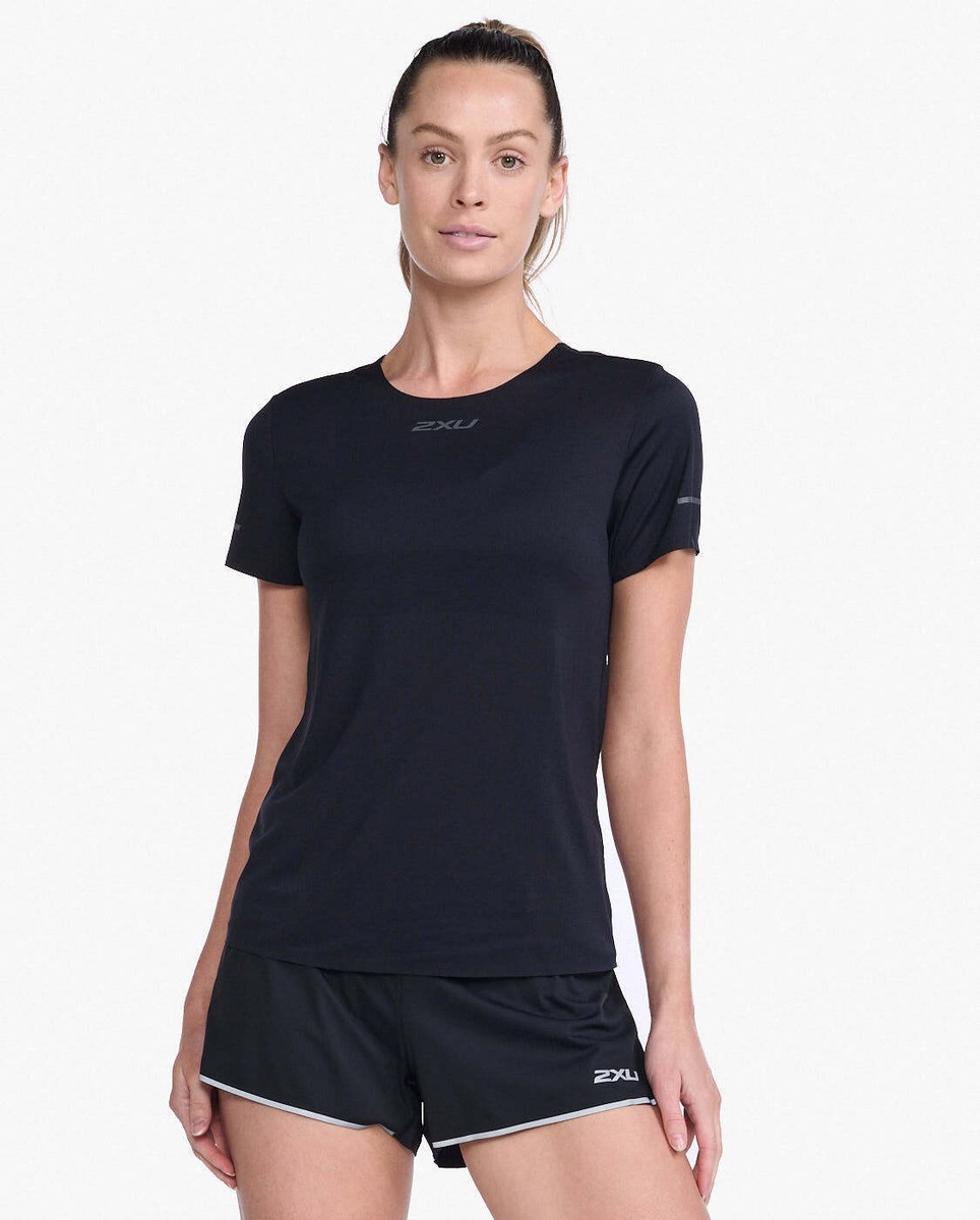 New 2XU Women's Light Speed Tech Tee - Small, Black/BRF