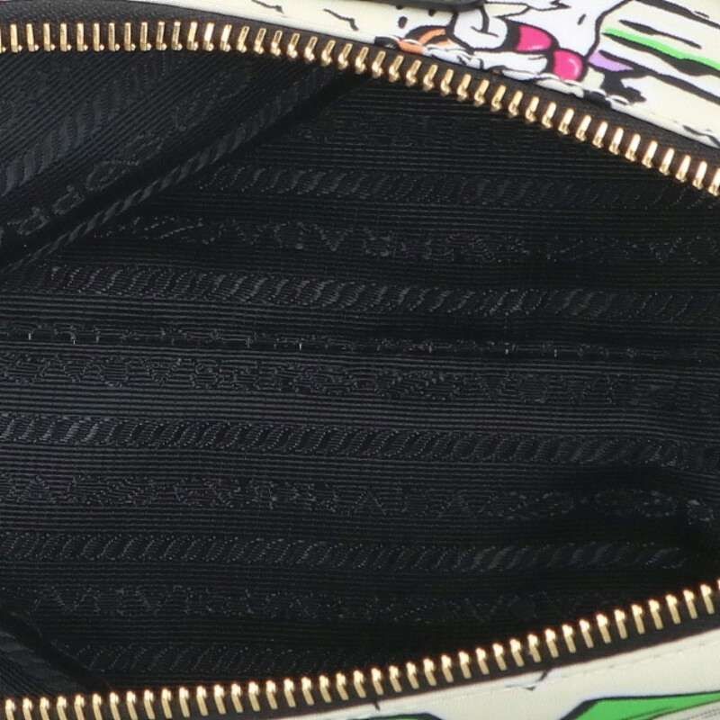 Prada Re-Nylon Triangular Pattern Pouch Men 19cm … - image 4