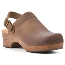 Women's Comfortable Being Leather Clog