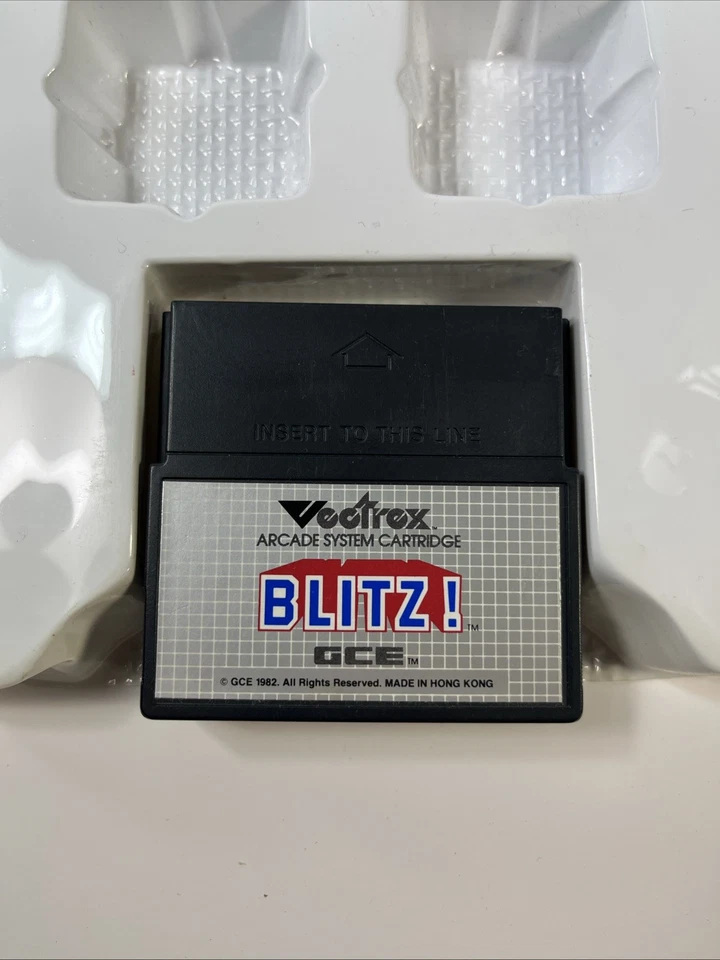 Blitz! Football Vectrex w Box Overlay Tray Cart Tested Works Pls Read no manual - Image 3 of 4