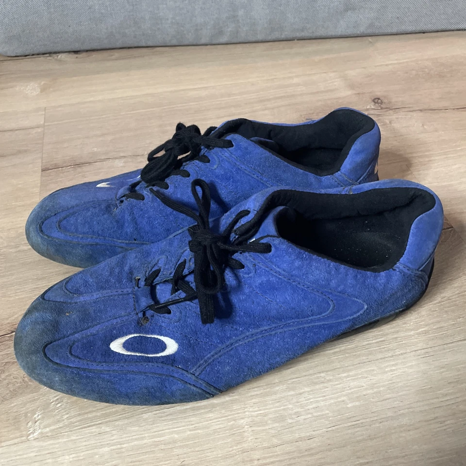 Oakley Race Low (1) Men's Shoes Blue Size 9.5. Pre-owned. Shows Signs Of Wear - Image 3 of 4