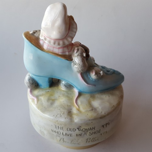 Schmid Beatrix Potter Old Woman in a Shoe #302 Music Box. Getting To Know You - Picture 6 of 16