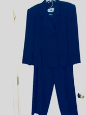 REDUCED SHIPPING 5*CONDITION Designer QUALITY 2ps Paint Suit Blue Belted Collar