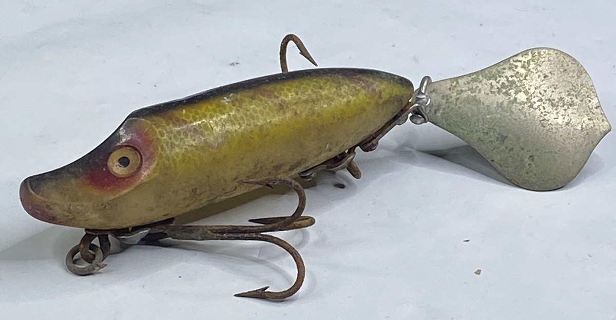 Vintage HEDDON Fishing Lure Flap-Tail Jr. Lure Hard To Find Vintage HEDDON Fishing Lure Flap-Tail Jr. Lure Hard To Find