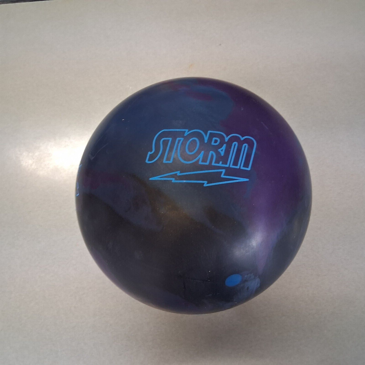 Storm Infinite PhysiX 1ST QUALITY bowling ball 15 LB #022 Storm Infinite PhysiX 1ST QUALITY bowling ball 15 LB #022