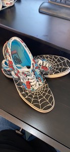 vans era marvel