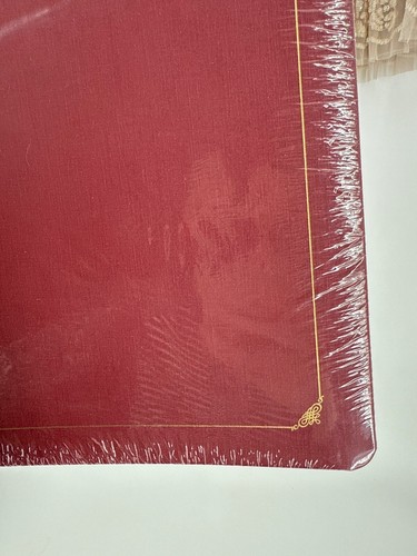 Creative Memories 12x12 Maroon Album with Gold Foil Trim Old Style Pages - Picture 4 of 4