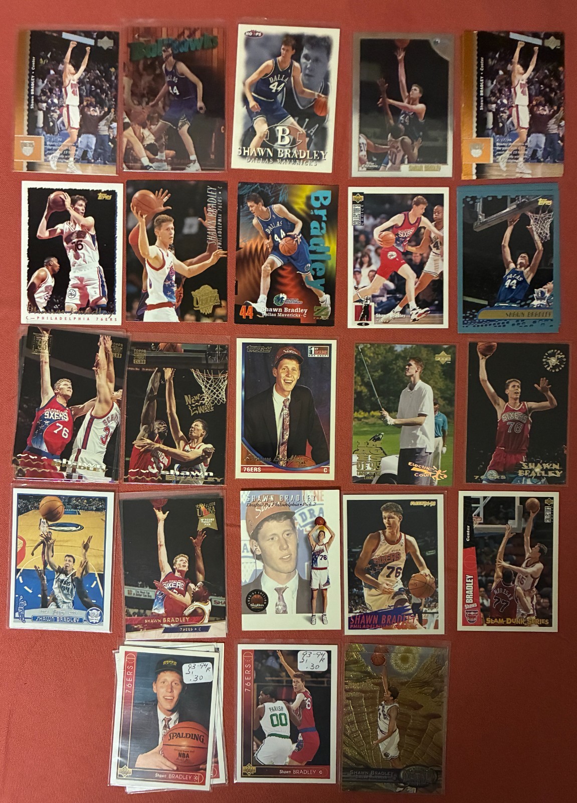 Shawn Bradley Basketball Card Lot (32). 9 Rookies, 2 Parallels + Base
