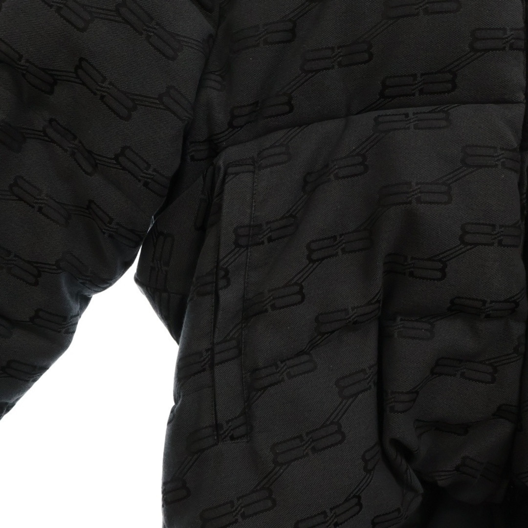 BALENCIAGA 22AW Short Down Jacket Full Pattern Grey 719863 BALENCIAGA 22AW Short Down Jacket Full Pattern Grey 719863
