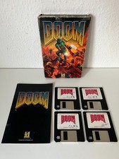 DOOM - PC - MAILORDER - FLOPPY 3,5" - 1993 - USURA PESANTE + CUSTODIA ACRILICA