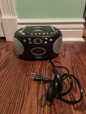 Jensen Audio Model CD-540 Portable AM/FM CD Cassette Player READ DESCRIPTION