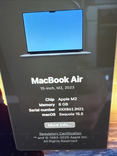 Apple MacBook Air Laptop 15" M2 8GB Ram 256GB SSD Midnight Mint Condition - Afbeelding 2 van 10