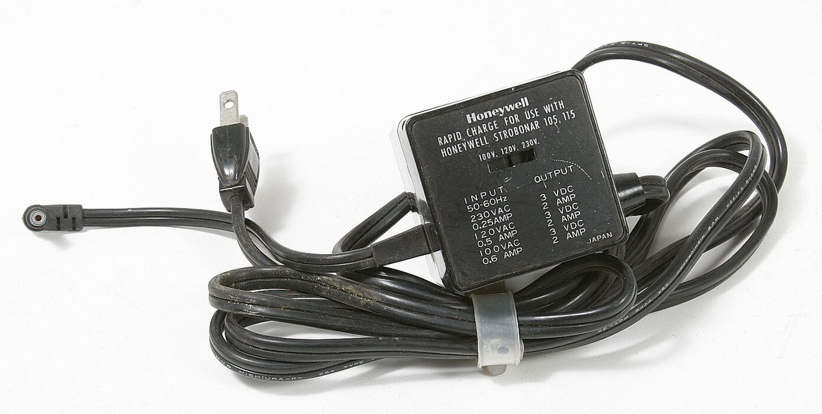 ST HONEYWELL CHARGER FOR STROBONARS 105 & 115/89708 | eBay