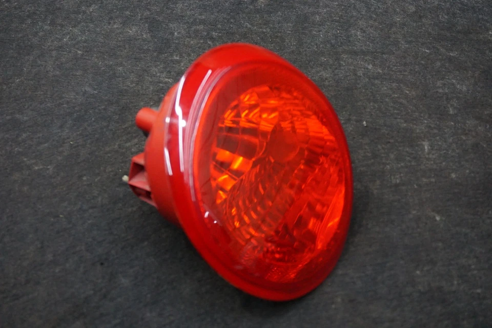 Luz trasera derecha lámpara OEM 15164420 Chevrolet SSR 2003-06 Foto 2 de 4