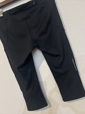 The North Face BLACK Women's Flashdry Athletic Capri Leggings