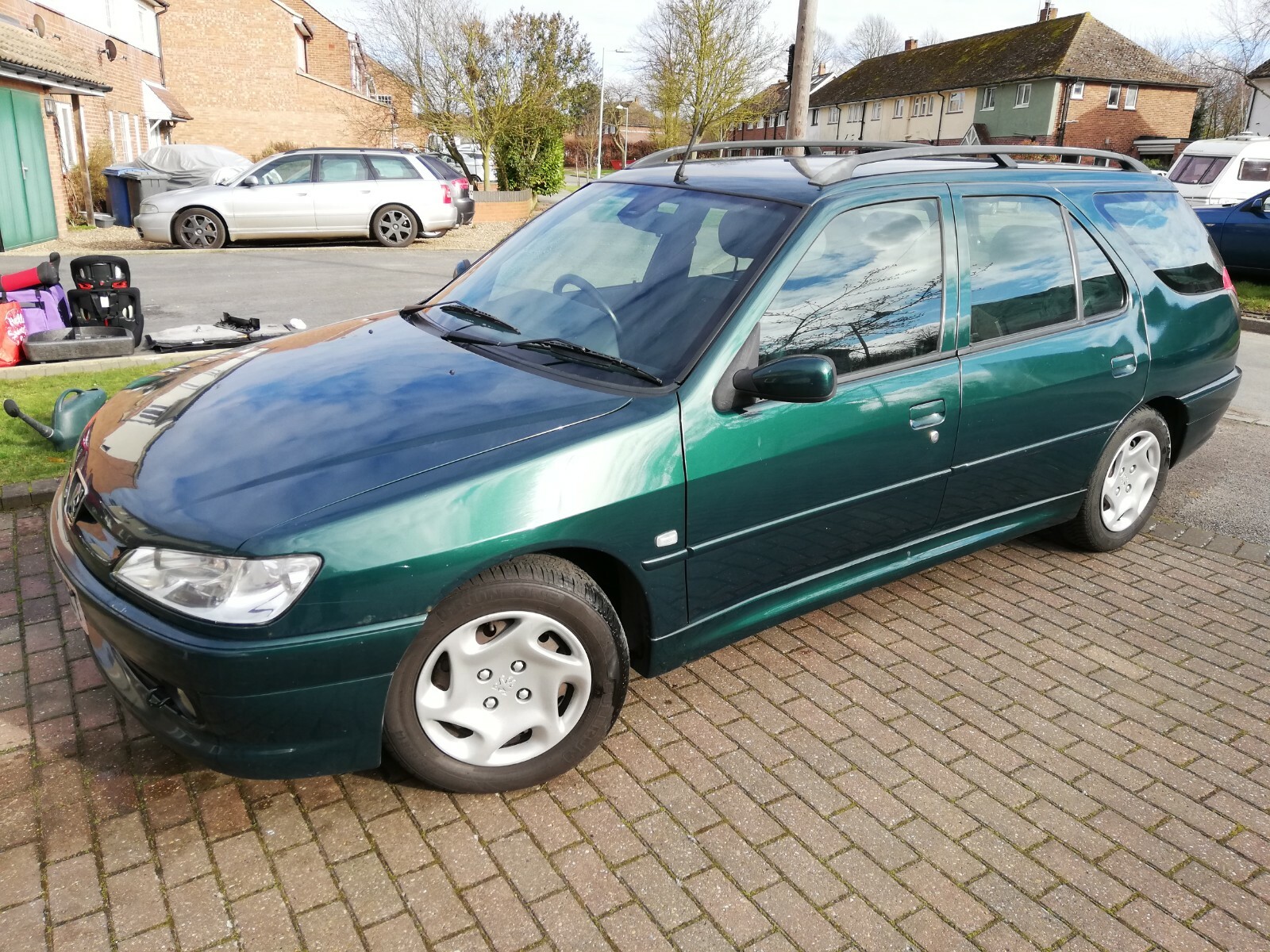 Image 01 - Peugeot-306-1-9D-Meridian-estate-diesel-2001-non-turbo