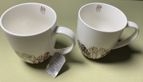 2 tazas de café Crofton nuevas con etiquetas porcelana de hueso 16 oz 4 3/4" de alto árboles sujetos - Imagen 2 de 8