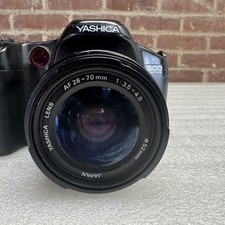 Yashica 300 Auto Focus Kyocera 35MM SLR FILM camera with 28-70MM Zoom