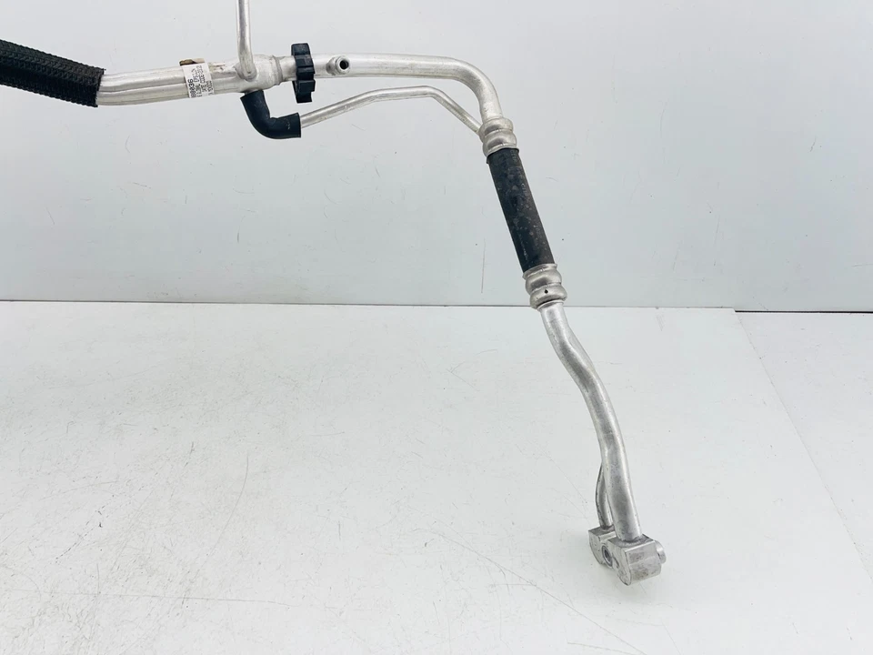 Cadillac XTS 2013-2019 línea de manguera de refrigerante aire acondicionado OEM 20888036 Foto 4 de 4