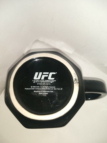 Retirado Raro UFC 2008 Ultimate Fighting Championship Café ☕ Taza Octágono 3D - Imagen 6 de 6