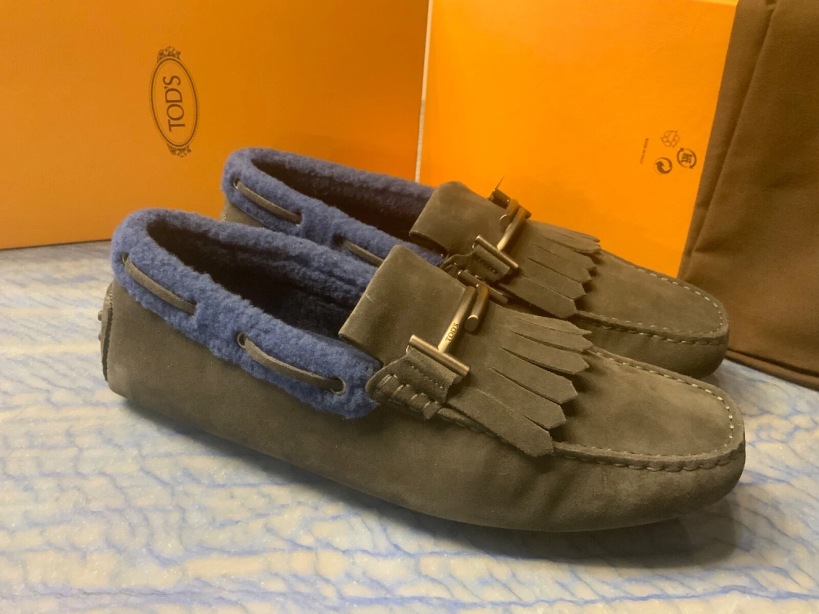 TOD’S SHEARLING IN VERA PELLICCIA DI AGNELLO 100% AUTENTICO TOD'S NERO PELLE SCAMOSCIATA VERA TAGLIA 8 US (7 UK) NUOVO