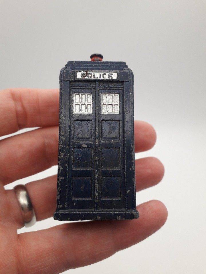 Dinky Toys Meccano Police Telephone Box, Blue Diecast Model, Doctor Who