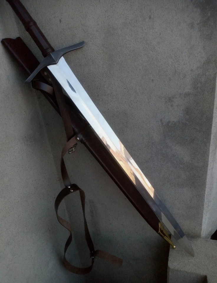 Espada vikinga afilada/lista para la batalla de acero al carbono forjada a mano Foto 3 de 4