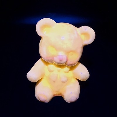 **GLOWS** Boyd Art Glass Fuzzy the Bear Daffodil 2nd 5 Yrs (1983-88)3'' Cadmium