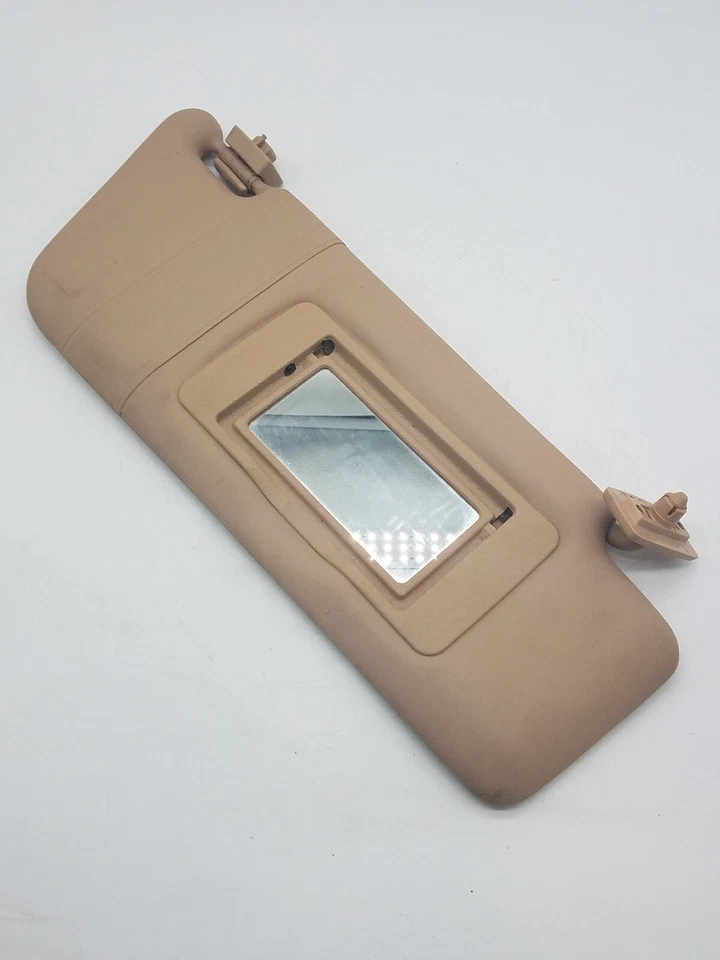 Espejo parasol delantero derecho del lado del pasajero Mercedes-Benz Clase C C320 2001-2005 Foto 3 de 4