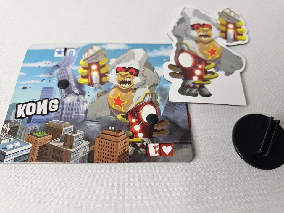 King Of NEW YORK 'KONG' Cardboard Figure/Monster Board Pieces - Image 2 of 3