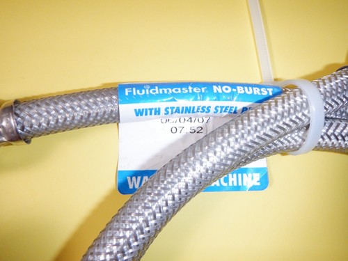 Fluidmaster No-Burst Washing Machine Water Supply Connector 62-1/2" 9WM60P2 - 第 3/3 張圖片